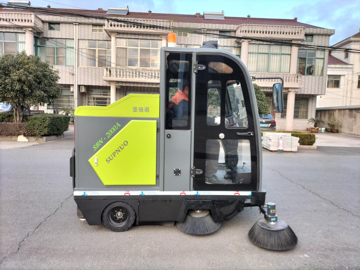 曲靖龙马清扫车